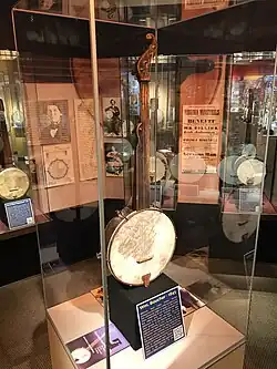 1840s era banjo in &nbsp;American Banjo Museum