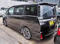 2017–2021 Voxy ZS Kirameki (facelift)