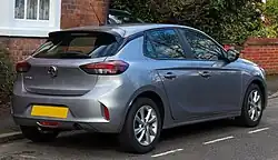 Rear view (pre-facelift)