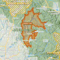 The footprint of the Creek Fire is shown in orange, and is shaped roughly like a crescent arc, with several protrusions, between Yosemite National Park to the north and Kings Canyon National Park to the south. A finger of the fire reaches out toward Mammoth Lakes, and another toward Lake Thomas A Edison. Fresno lies in the map's southwest corner.