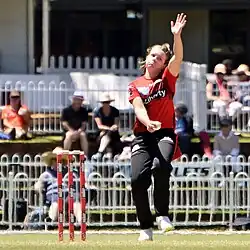 Leeson bowling for Melbourne Renegades during WBBL{{!}}07