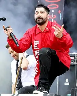 Tabatabaee performing with Zebrahead in 2019