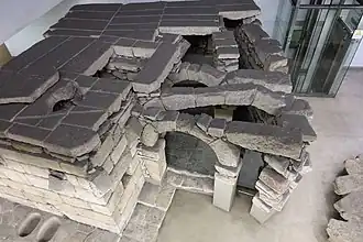 Arca de Água de Mijavelhas, preserved in the station