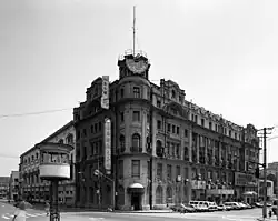High resolution photograph of Astor House / Pujiang Hotel in 1994
