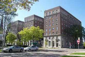 Hotel Astor, Milwaukee, 1921