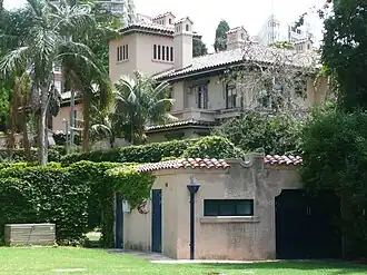 Boomerang, Elizabeth Bay; built from 1926 to 1928. Neville Hampson, architect; gardens and grounds by Max Shelley (possibly in conjunction with Hampson and A. J. Doust).[79]