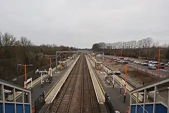 Bromgrove Station in 2025 with 4 platforms and electrification