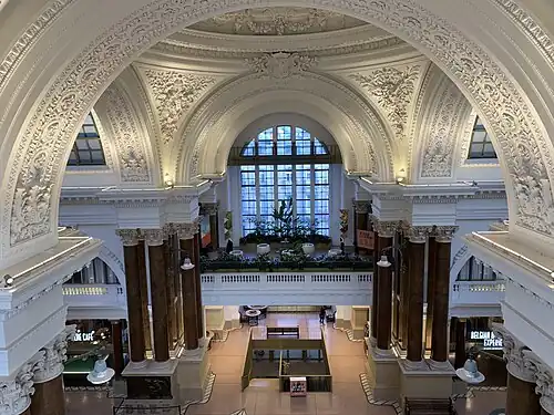 Interior view of the main entry hall or salle des pas perdus