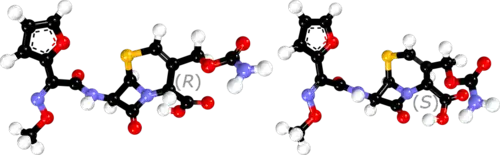 Ball-and-stick models of cefuroxime based on X-ray crystallography data.
