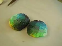 Section of Hensel's sphere revealing some of the desaturated colors