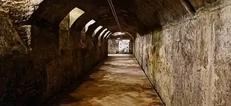 Veduta di uno dei bracci del criptoportico