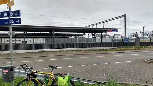 Platforms with canopies