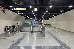 Exit D plug-in concourse