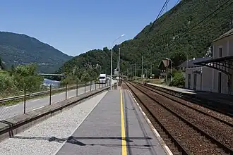 Épierre-Saint-Léger station