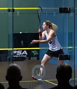 Georgina Kennedy serving during round 2 of the 2023-24 PSA World Tour Finals