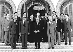 The Tunisian government in the garden of the palace in 1970