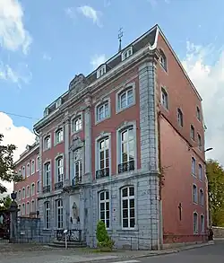 Haus Vercken 01