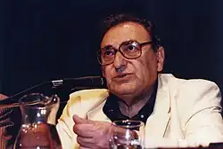 Meeting of Juan José Saer with the public of the city