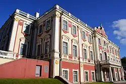 Kadriorg Palace (architects Nicola Michetti, Gaetano Chiaveri and Mikhail Zemtsov) (begun 1718)