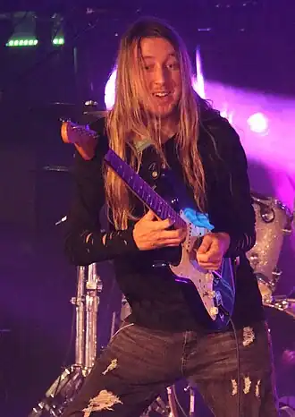 Karnataka live at HRH Prog XI in Great Yarmouth (53350863713).jpg