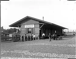 The goods shed at Leiden II, 1880.