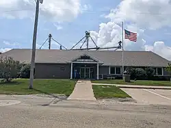 Letts city hall, community center and library