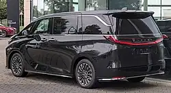 Rear view of 350h (AAWH10, Germany)