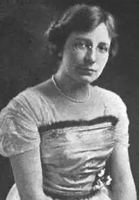 Mae Doelling, from a 1922 publication.