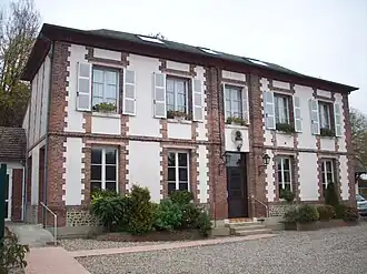 The town hall in Saint-Denis-le-Thiboult