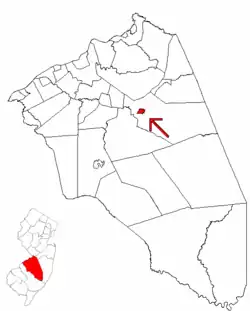Pemberton Borough highlighted in Burlington County. Inset map: Burlington County highlighted in the State of New Jersey.