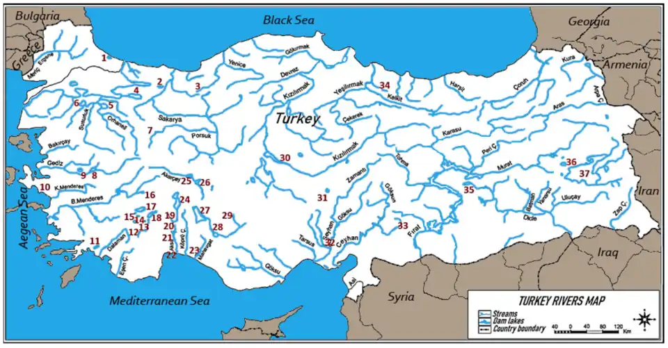 Map of Turkey showing major lakes and rivers