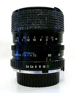 MD (I): 28–70mm f/3.5~4.8 zoom lens