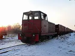 TU7A-3333 with freight train
