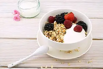 Granola with yogurt and fruit