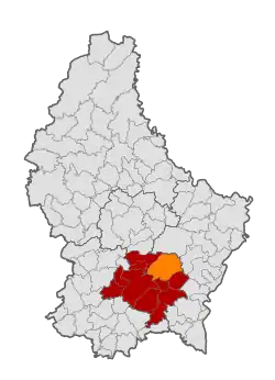 Map of Luxembourg with Niederanven highlighted in orange, and the canton in dark red