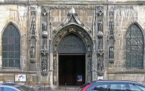 The west portal, in Flamboyant Gothic style (15th c.)