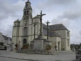 The church and the calvary in Plomeur