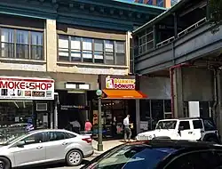 Entrance on the north side of Queens Plaza inside the original building before their demolition and refurbishment as part of a residential development