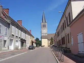 The church and surroundings in Saint-Martin-en-Bresse