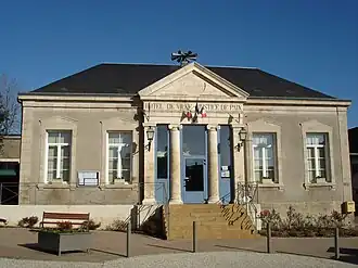 The town hall in Sainte-Sévère-sur-Indre
