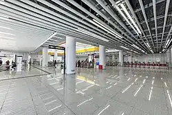 Ground-level concourse