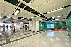 The interface of the transfer passage to Guangzhou Baiyun Station in the Exit B passage