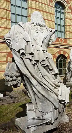 Reverse of the Georg Wilhelm statue, showing the cape.