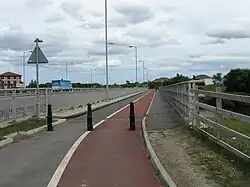 Pedestrian cycleway
