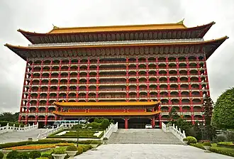 The expansion designs implemented in the Taipei Grand Hotel from 1952 to 1973.