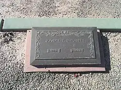 The grave site of Joseph Thomas Birchett (1875–1953).