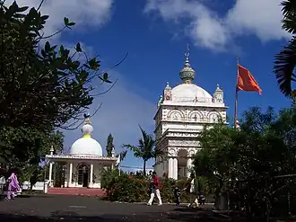 Maheswarnath Mandir, Triolet