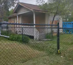 Abandoned house in Tuxedo Park