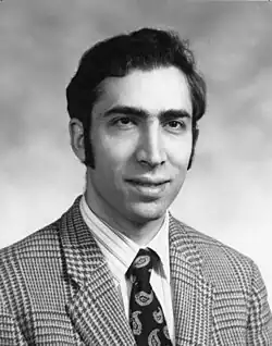 Edelstein poses in 1980 with the first MRI machine, University of Aberdeen, Scotland