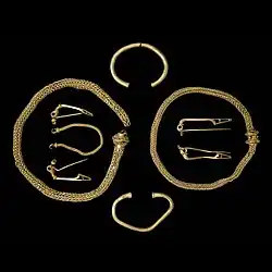 Winchester Hoard items; 75-25 BC.[23]
